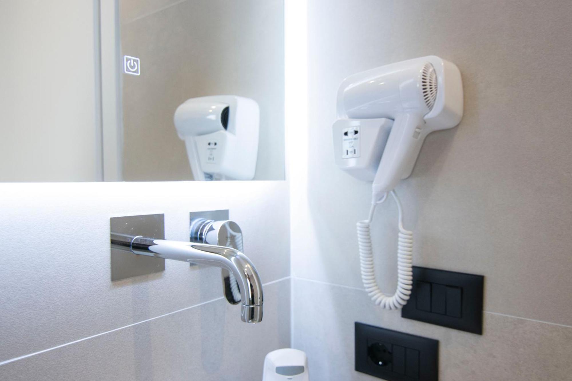 Mina Luxury Rooms Tirana Exterior foto