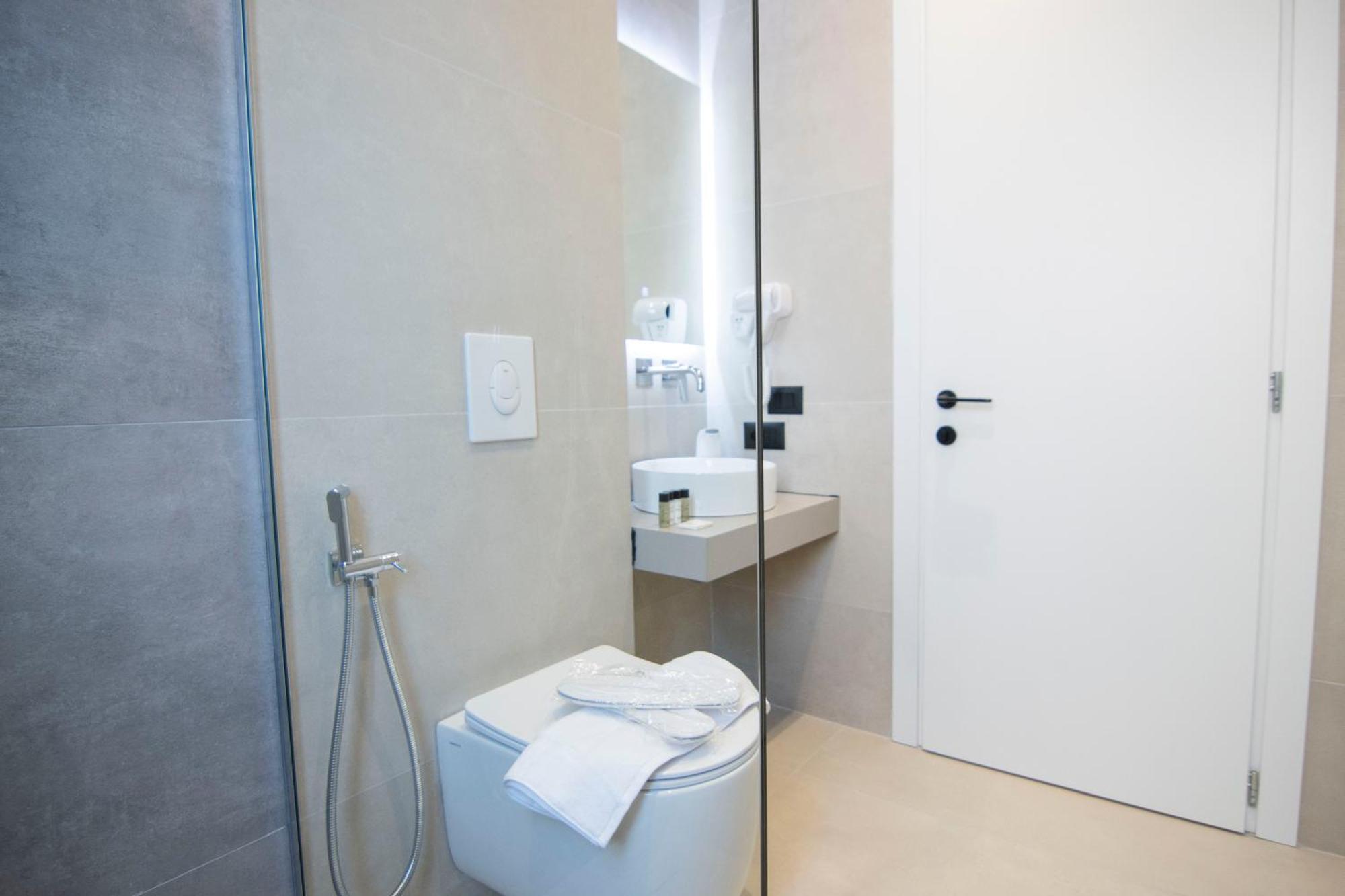 Mina Luxury Rooms Tirana Exterior foto