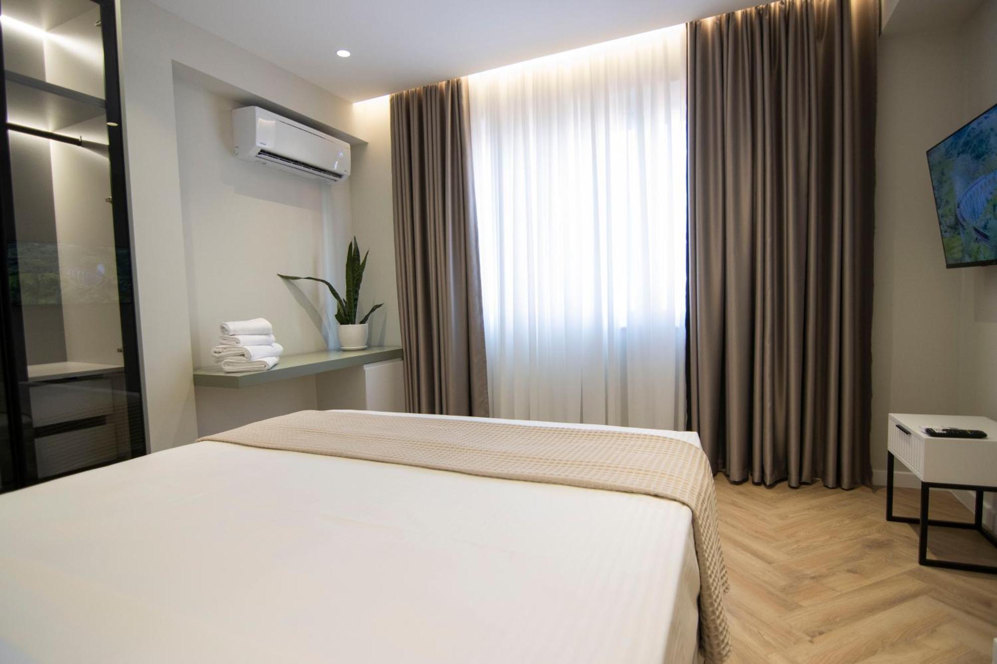Mina Luxury Rooms Tirana Exterior foto