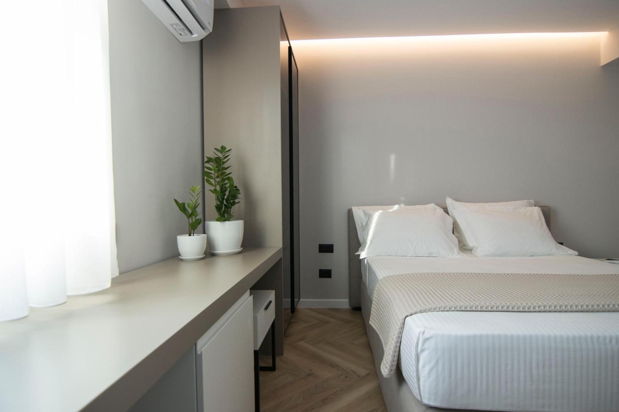 Mina Luxury Rooms Tirana Exterior foto