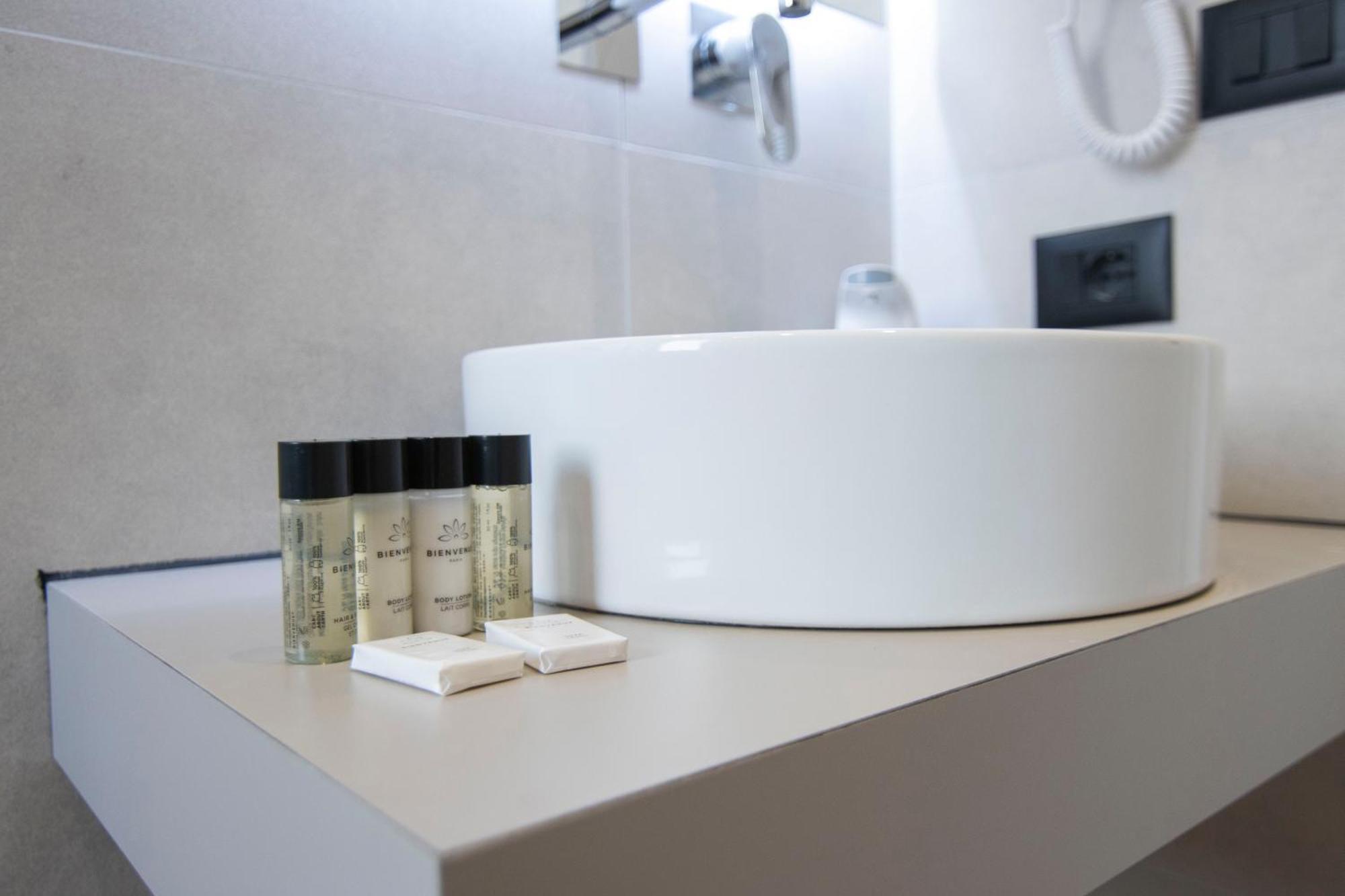 Mina Luxury Rooms Tirana Exterior foto