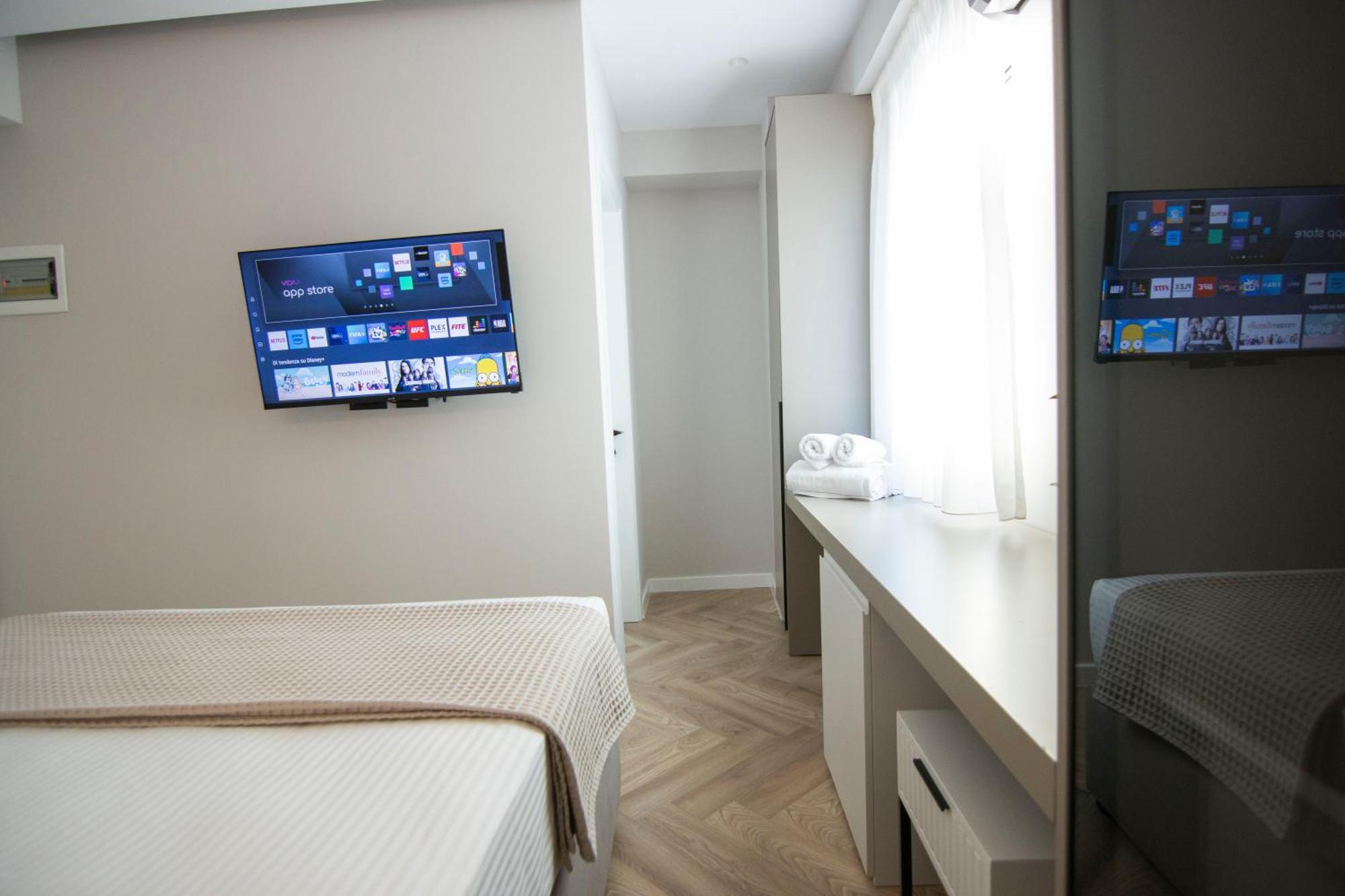 Mina Luxury Rooms Tirana Exterior foto