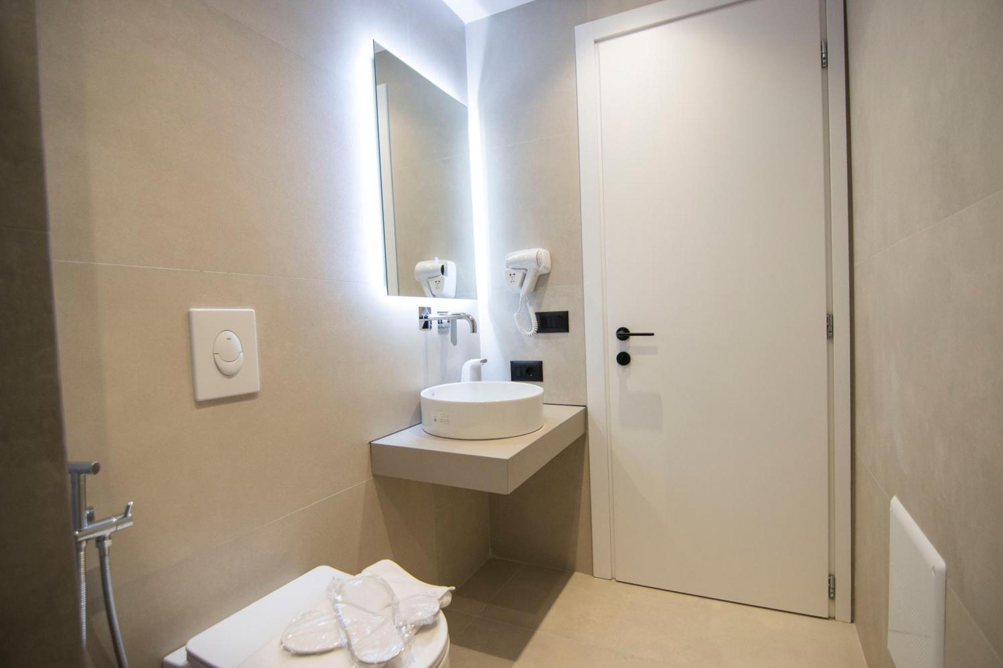 Mina Luxury Rooms Tirana Exterior foto