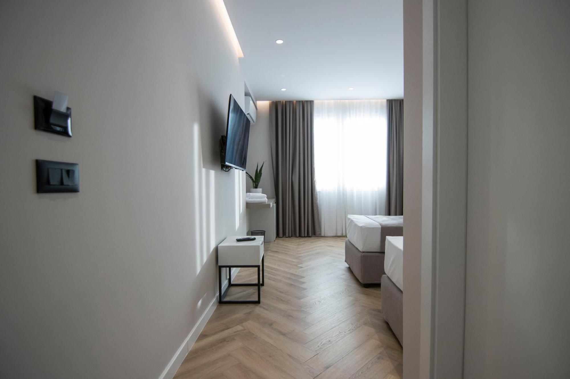 Mina Luxury Rooms Tirana Exterior foto